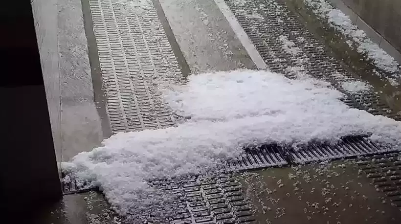 Chuva de granizo em Contagem assusta moradores