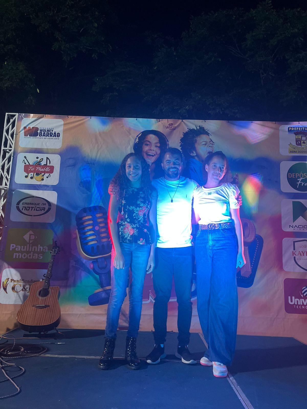 Azurita já conhece suas finalistas para Cantando na Praça Kids