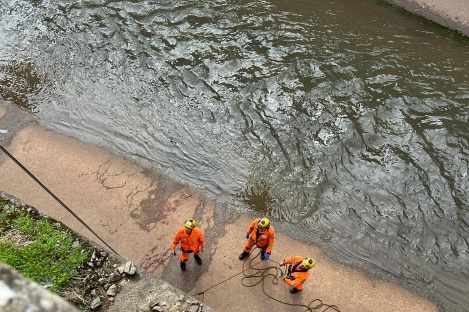 Corpo de um homem é encontrado no Rio São João