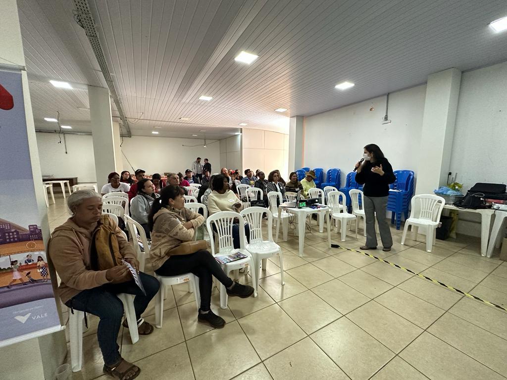 Feirantes se agricultores de Mateus Leme recebem curso de Capacitação e qualificação