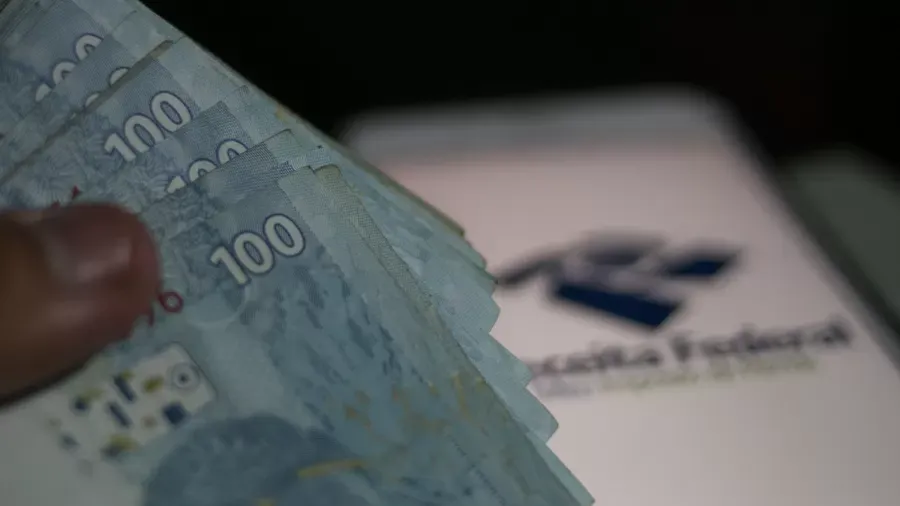 4º lote da restituição do IRPF 2023: Saiba datas de consulta e pagamento