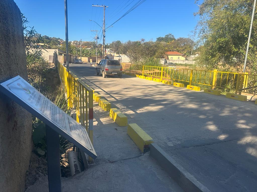 Ponte é inaugurada na Vila do Raul em Azurita