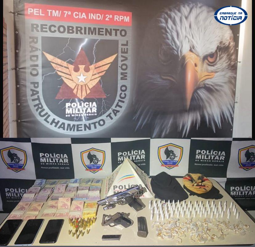 Polícia Militar captura trio suspeito de envolvimento com tráfico de drogas no bairro Central