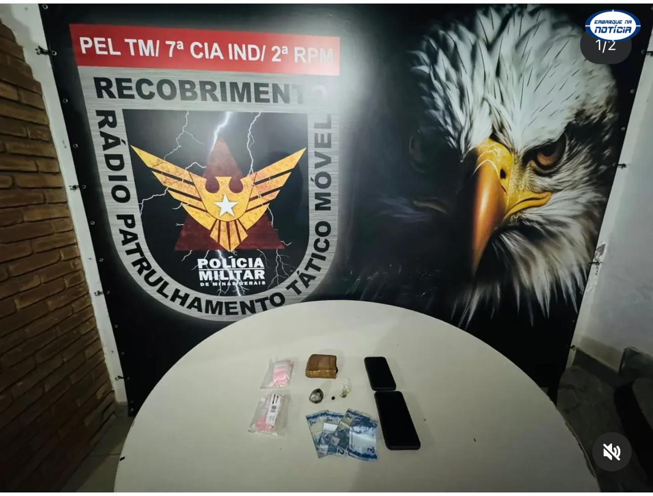 TRÁFICO DE DROGAS: PM PRENDE DUPLA DE PARÁ DE MINAS EM JUATUBA COM HAXIXE