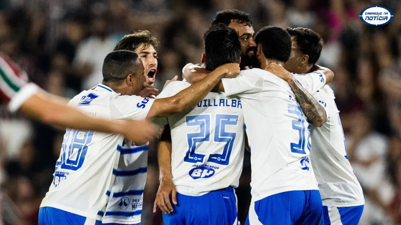 Novo líder do Brasileirão, Cruzeiro bate Fluminense fora de casa