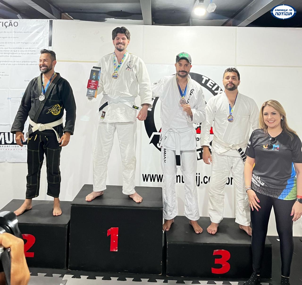Advogado de Mateus Leme conquista bronze no Jiu-Jitsu nos Jogos da Advocacia Mineira 2025
