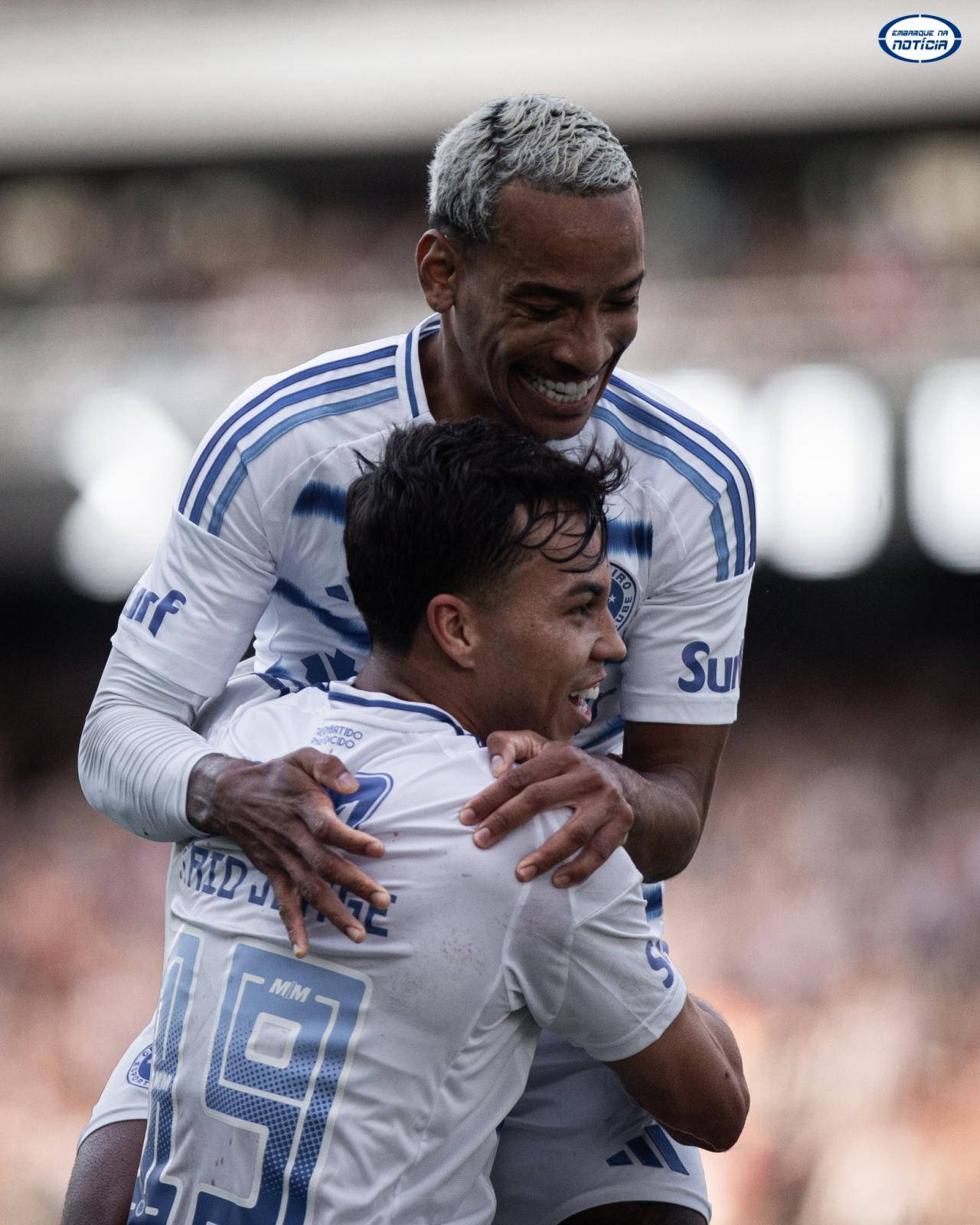 Cruzeiro vence o Botafogo por 2 a 0 fora de casa no Campeonato Brasileiro