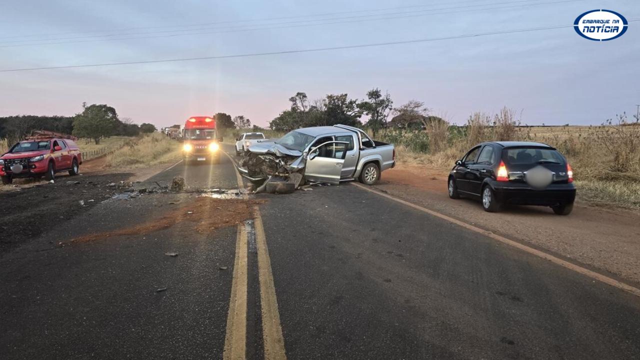 Família de Juatuba morre em grave acidente na MG-413, em Araguari