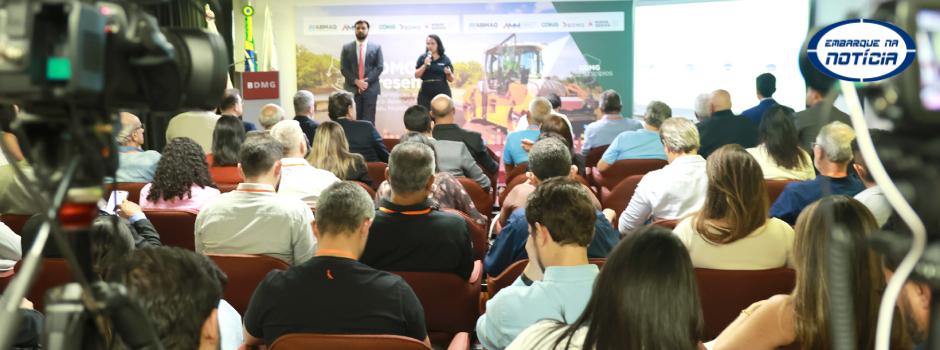 Prefeitos e gestores municipais se reúnem para conhecer soluções de crédito do BDMG para melhorias nas cidades