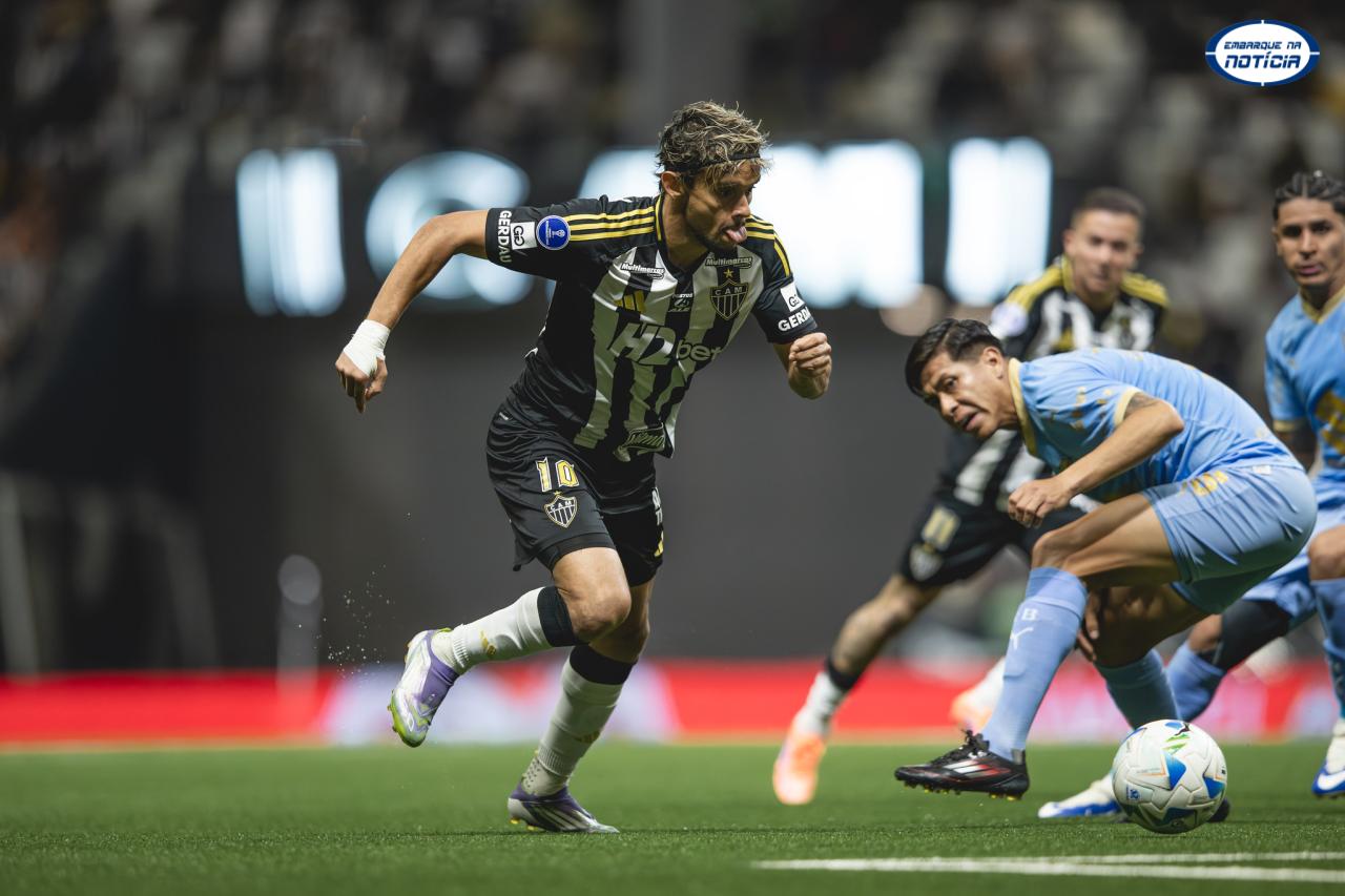 Atlético vence Bolívar com gol de Bernard e avança à semifinal da Sul-Americana