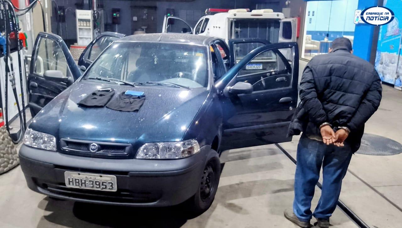 Homem é preso em Betim com veículo furtado e mandado de prisão em aberto