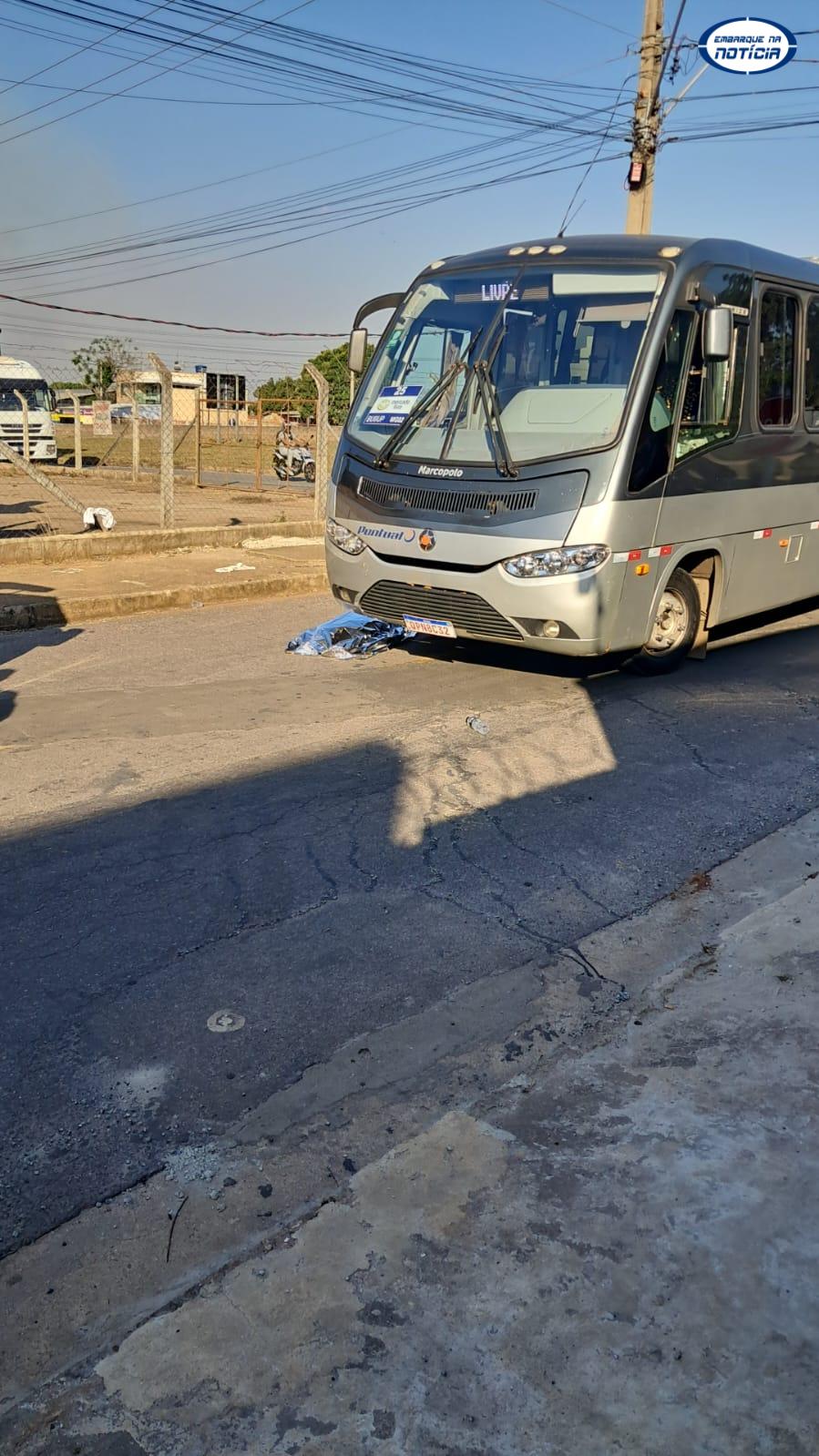 Menino de 11 anos morre após ser atingido por ônibus em Juatuba