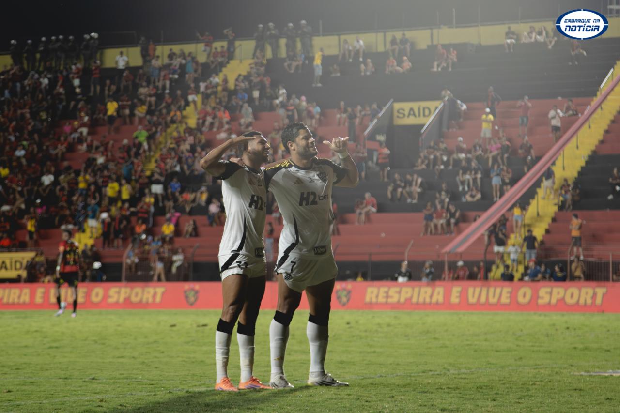 Atlético vira jogo maluco e vence o Sport por 4 a 2 na Ilha do Retiro