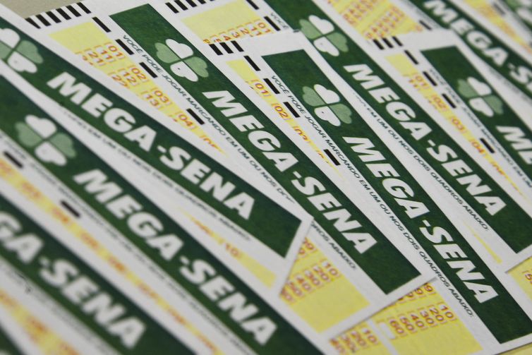 Mega-Sena sorteia nesta quinta-feira prêmio estimado em R$ 3,5 milhões