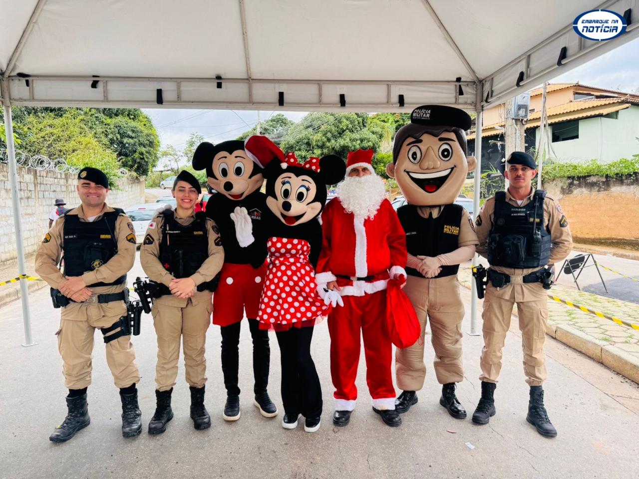 Polícia Militar realiza Campanha Natal Solidário no bairro Eldorado, em Juatuba