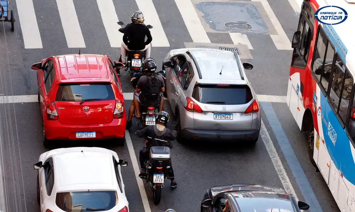 Novas regras para ciclomotores entram em vigor em 2026