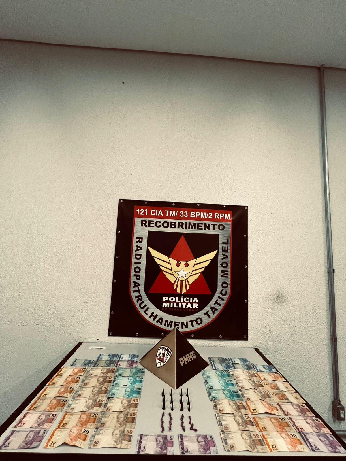 Tráfico de drogas é registrado na Vila das Flores, em Betim