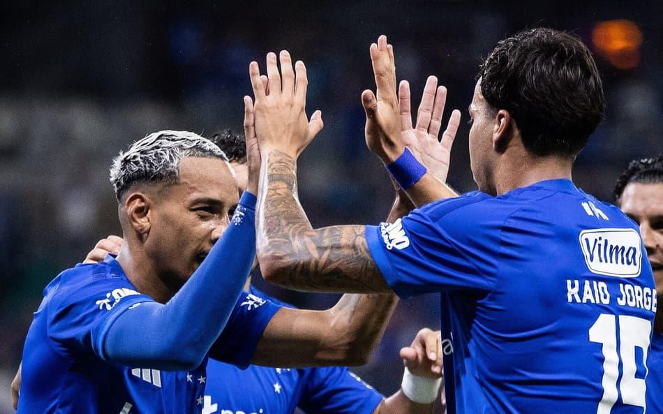 Cruzeiro vence fora de casa e marca retorno à Libertadores com vitória importante