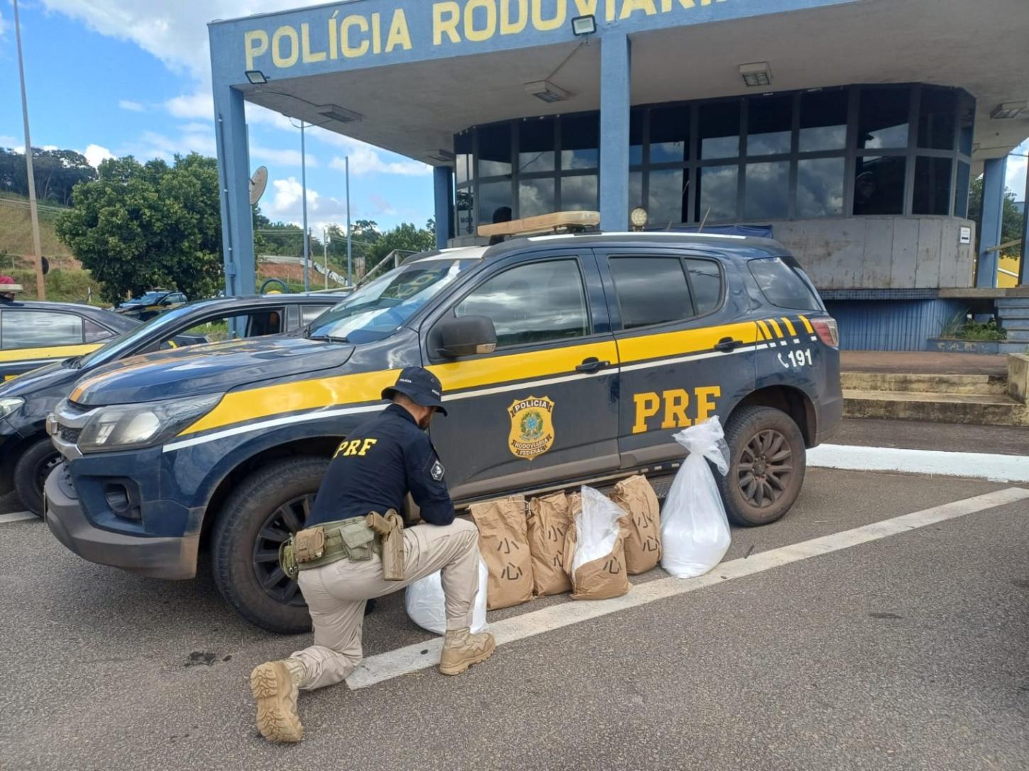 PRF apreende mais de R$ 12 milhões em cocaína na BR-381, em Igarapé; carga tinha destino Betim