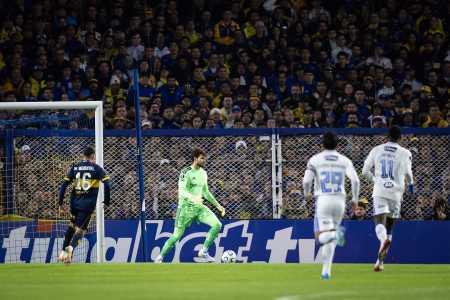     Na raça! Cruzeiro empata com Boca Juniors e segue firme na competição