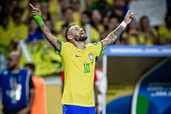 Neymar de volta! Convocação da Seleção Brasileira agita torcida rumo ao hexa 🇧🇷⭐
