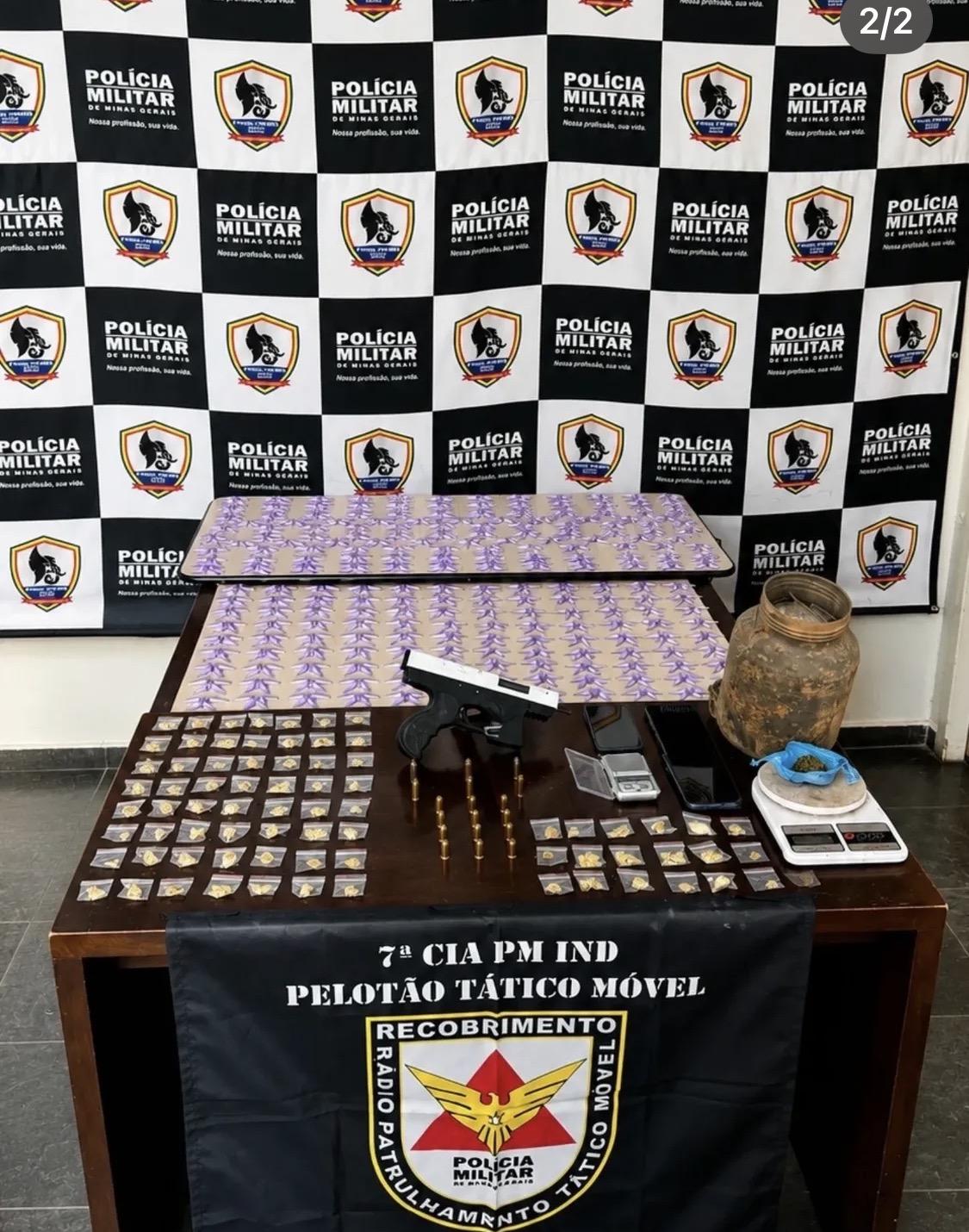 TRÁFICO DE DROGAS E POSSE ILEGAL DE ARMA TERMINAM COM PRISÃO EM FLAGRANTE
