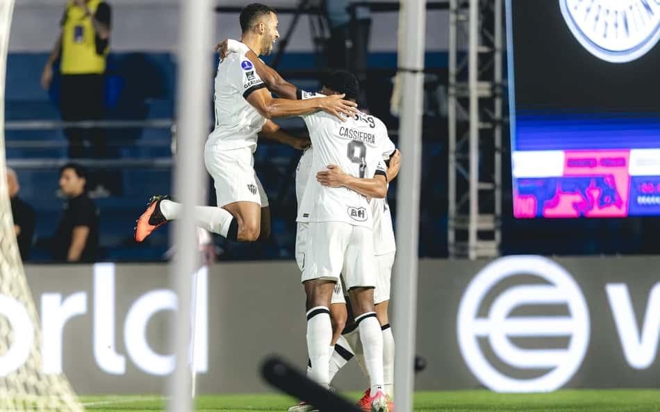 Atlético-MG vence o Bragantino e abre vantagem nas oitavas da Sul-Americana