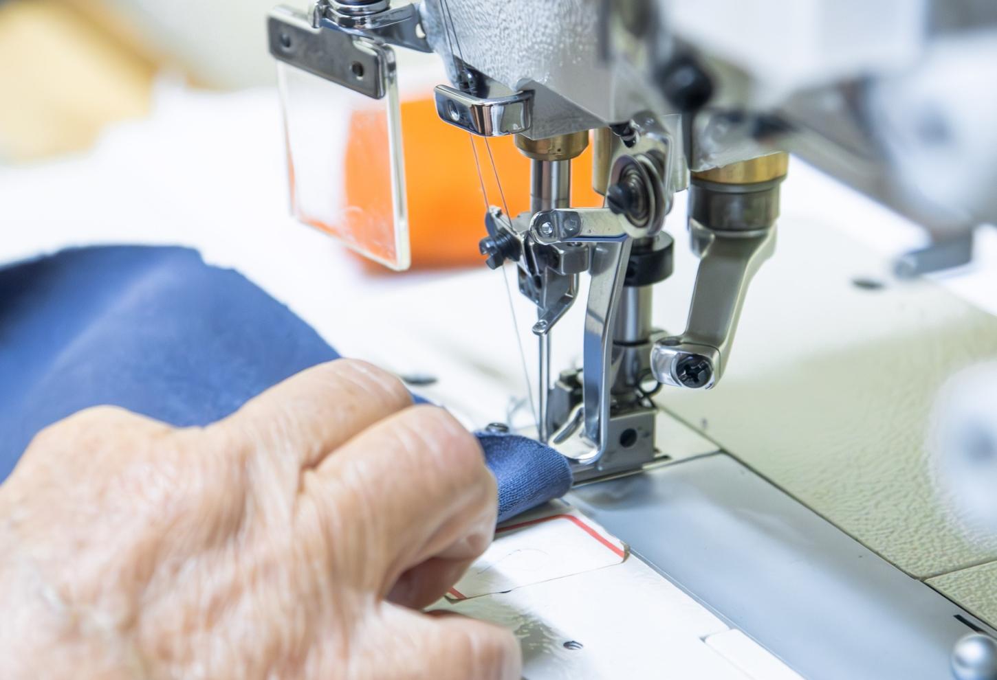 Projeto oferece curso gratuito de costura e capacitação profissional em Mateus Leme