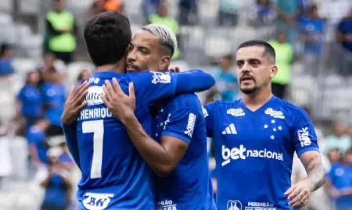 CRUZEIRO VENCE O ATHLETICO-PR E DÁ RESPOSTA À TORCIDA NO BRASILEIRÃO