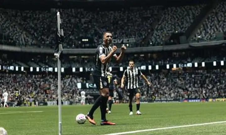 GALO VIRA NOS ACRÉSCIMOS COM GOLAÇO E VENCE O SANTOS!